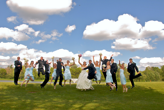 Warren Valley Golf Club wedding party jump on the fairway