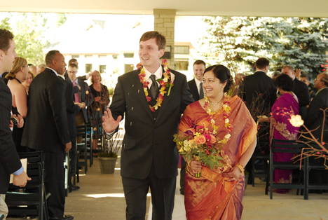 Michigan photojournalist shoots candid wedding ceremony photos during the Hindu wedding ceremony in Freeland MI