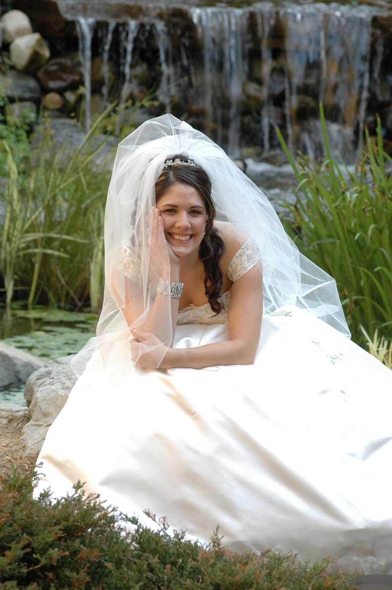 Michigan wedding photojournalist gives you the rights to your wedding photographs