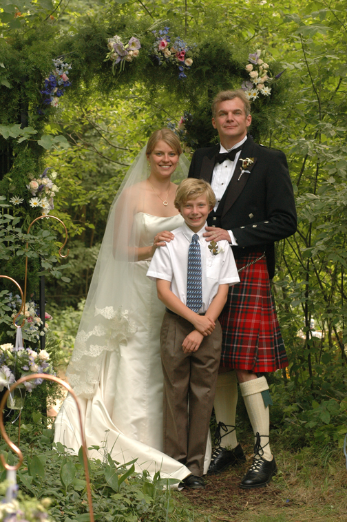 Blended family photo after ann arbor wedding photographer shot this Ann Arbor backyard wedding.